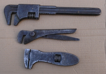 Tools 56709 Adjustable Spanners.JPG
